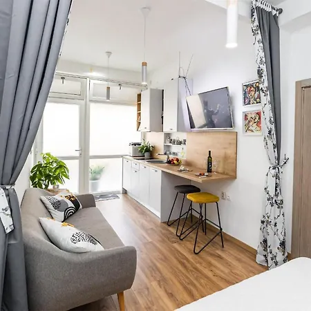 Lovely In With Kitchen *
