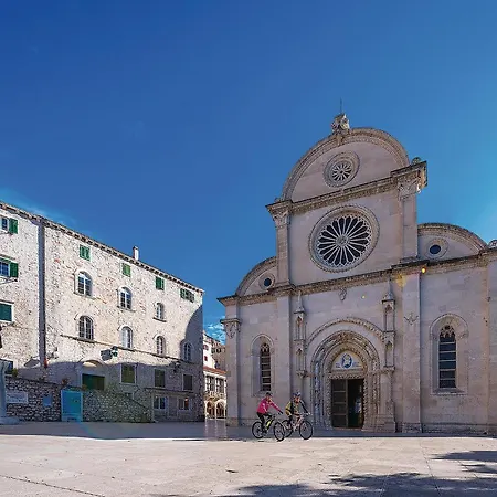 Stunning Apartment In Sibenik With Wifi Sibenik